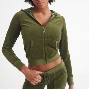 BRAND NEW Juicy Couture: SUPER GREENS TRACKSUIT in size small